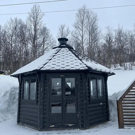 In Jarfjord, Sor-varanger Karpbukt